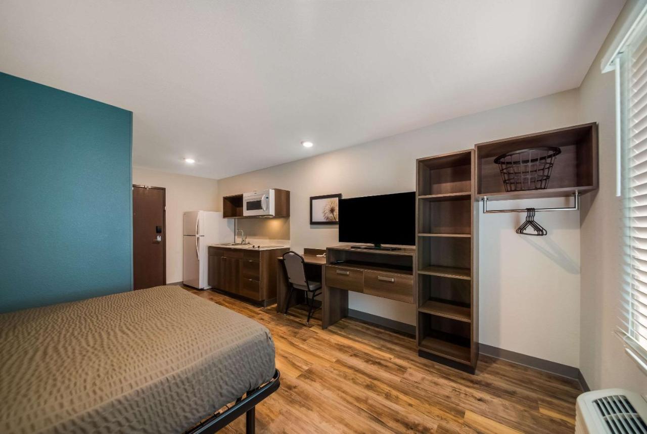 Woodspring Suites Inverness Esterno foto