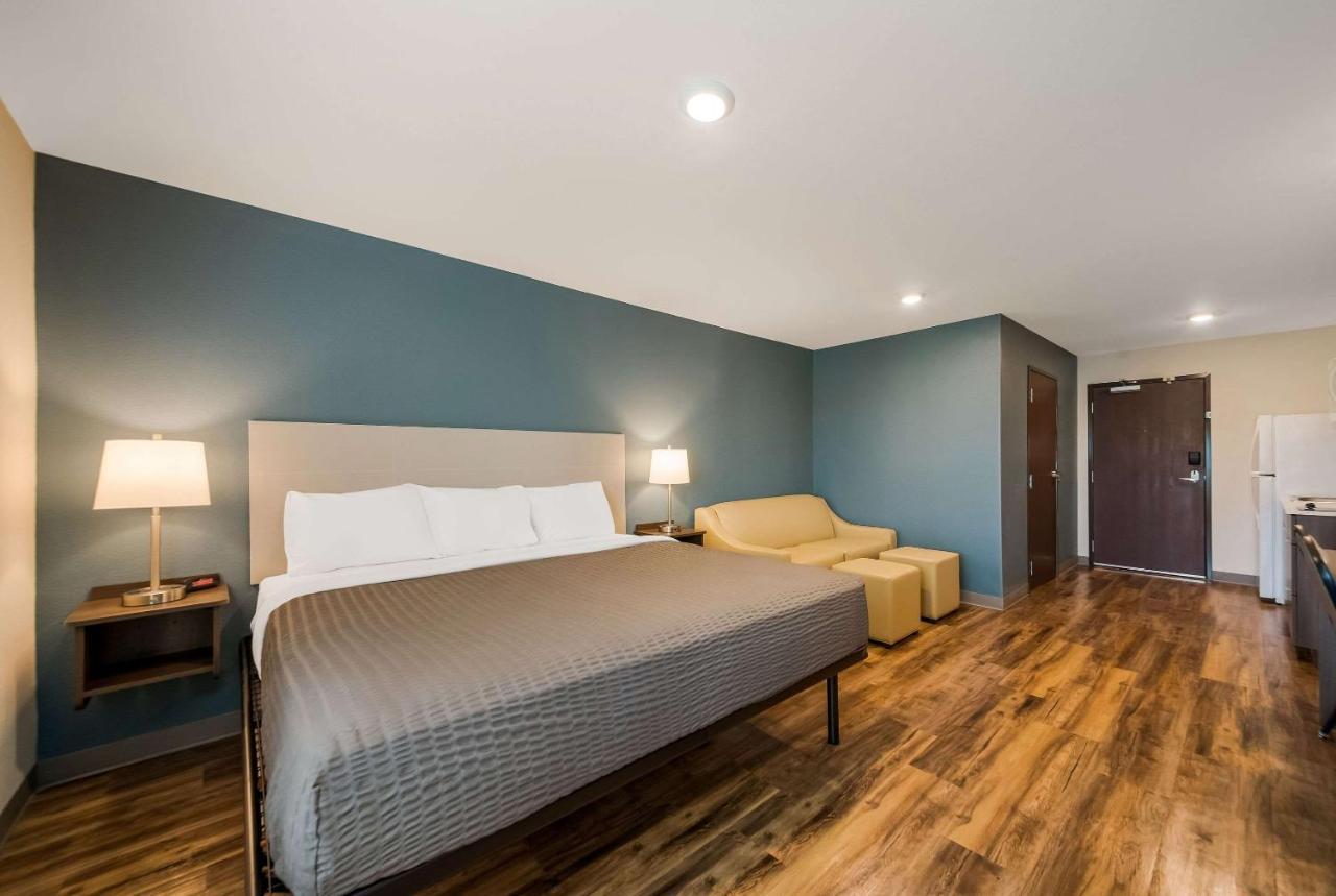 Woodspring Suites Inverness Esterno foto